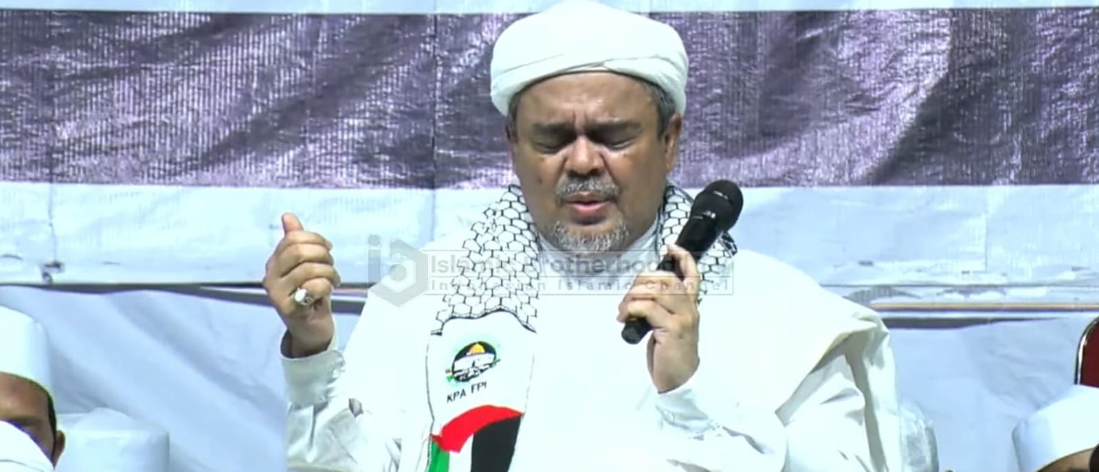 Dalam Istighosah Kubro, Habieb Rizieq Ajak Umat Pilih Pemimpin Hasil Ijtima’ Ulama