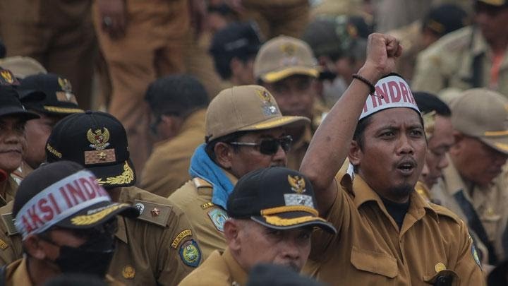 Jokowi Setuju Perpanjangan Masa Jabatan Kades 9 Tahun, Nuim Khaiyat Beri Kritik