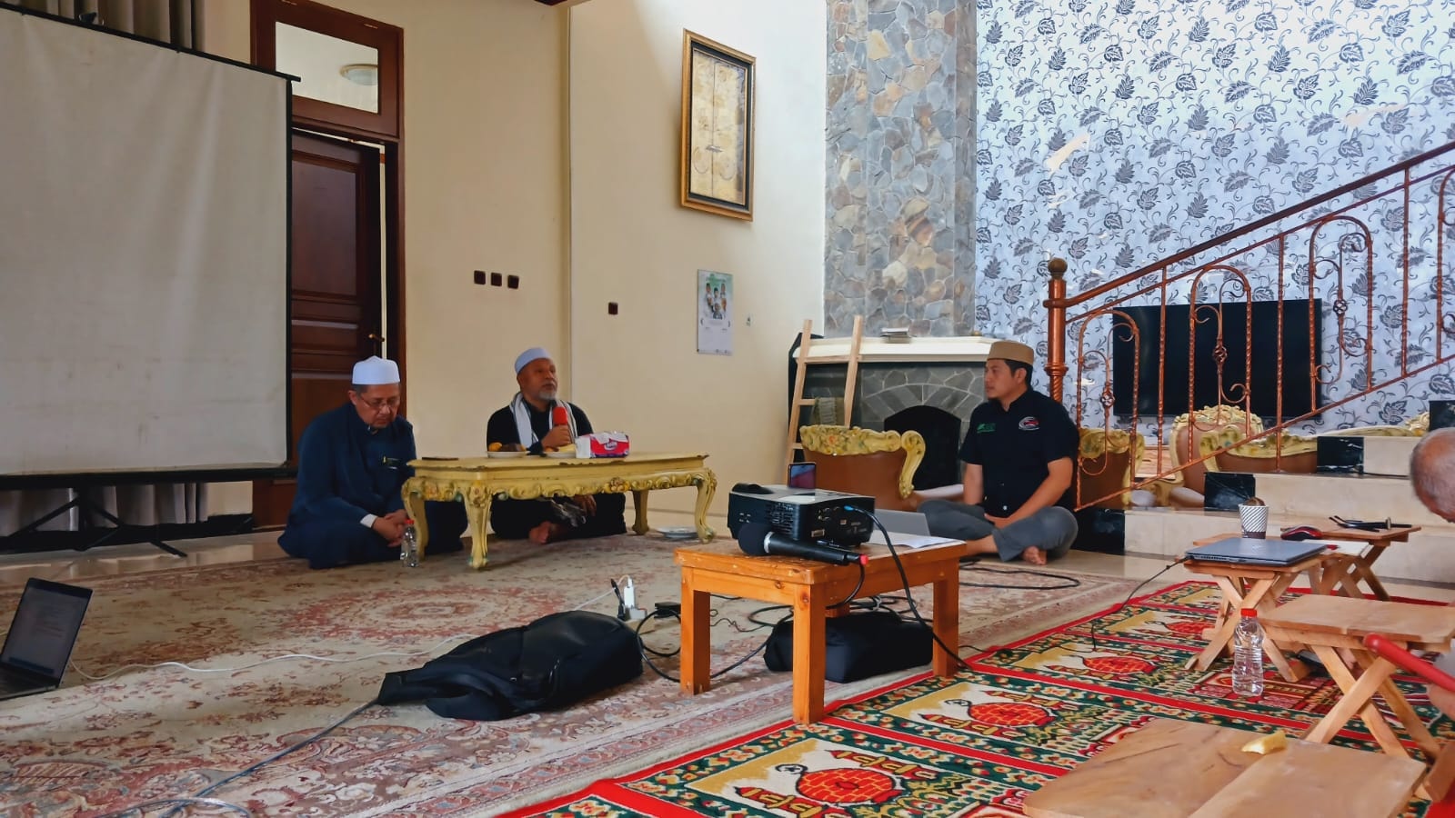 Ustaz Hamzah Alatas, Muker Rasil 2024: Memanfaatkan Waktu dengan Bijak, Menjaga Iman, dan Bersikap Istiqamah
