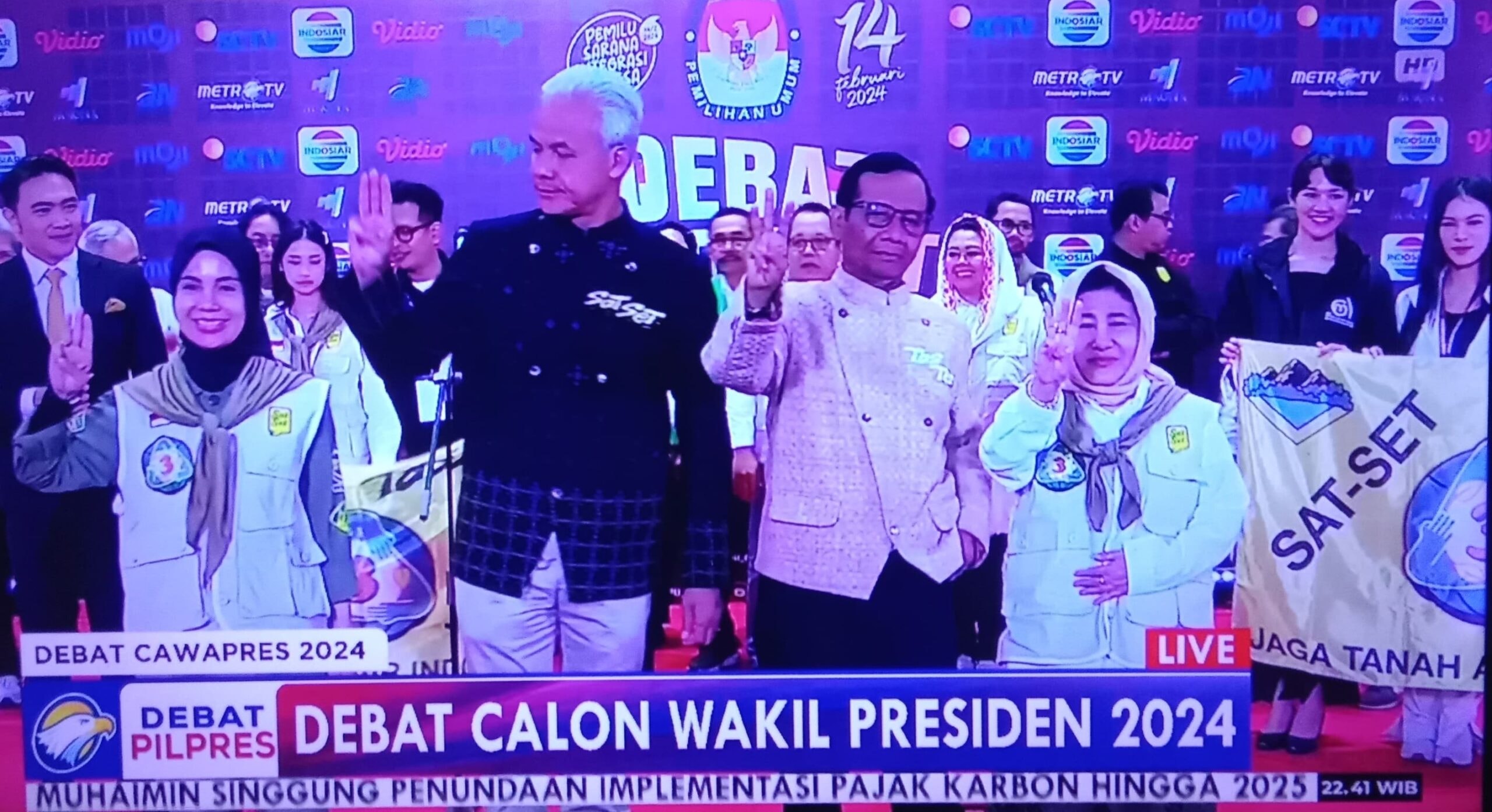 Ganjar Pranowo Terkesan dengan Penampilan Mahfud MD dalam Debat Cawapres : Adakalanya Pertanyaan Tidak Selalu Dijawab