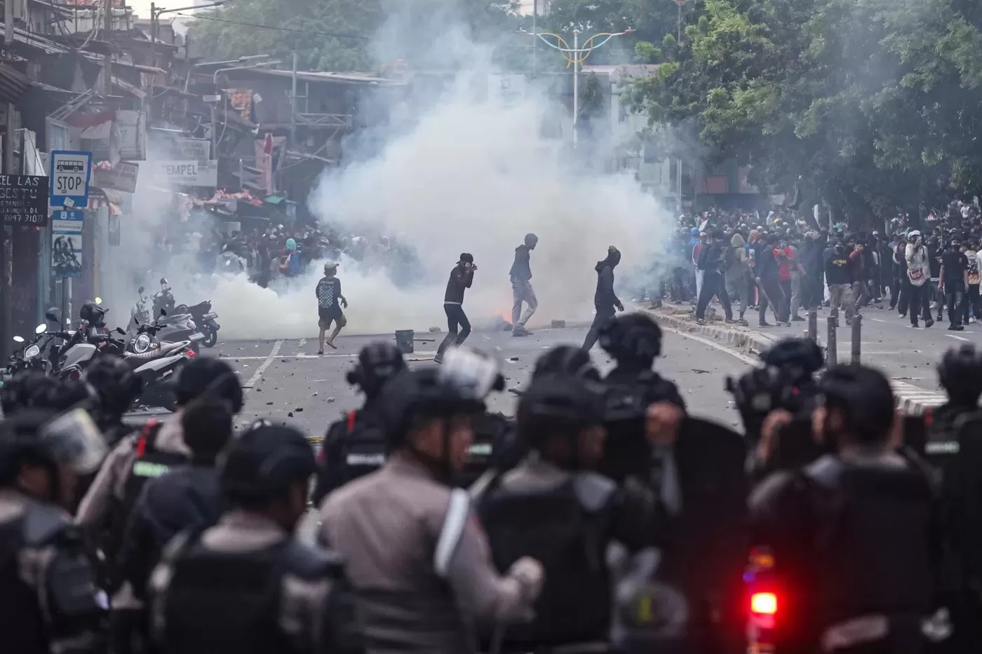 Negeri Tidak Baik-Baik Saja, Geiz Halifah: “Tetap Optimis, Tapi Jangan Hentikan Kritik kepada Pemerintah”
