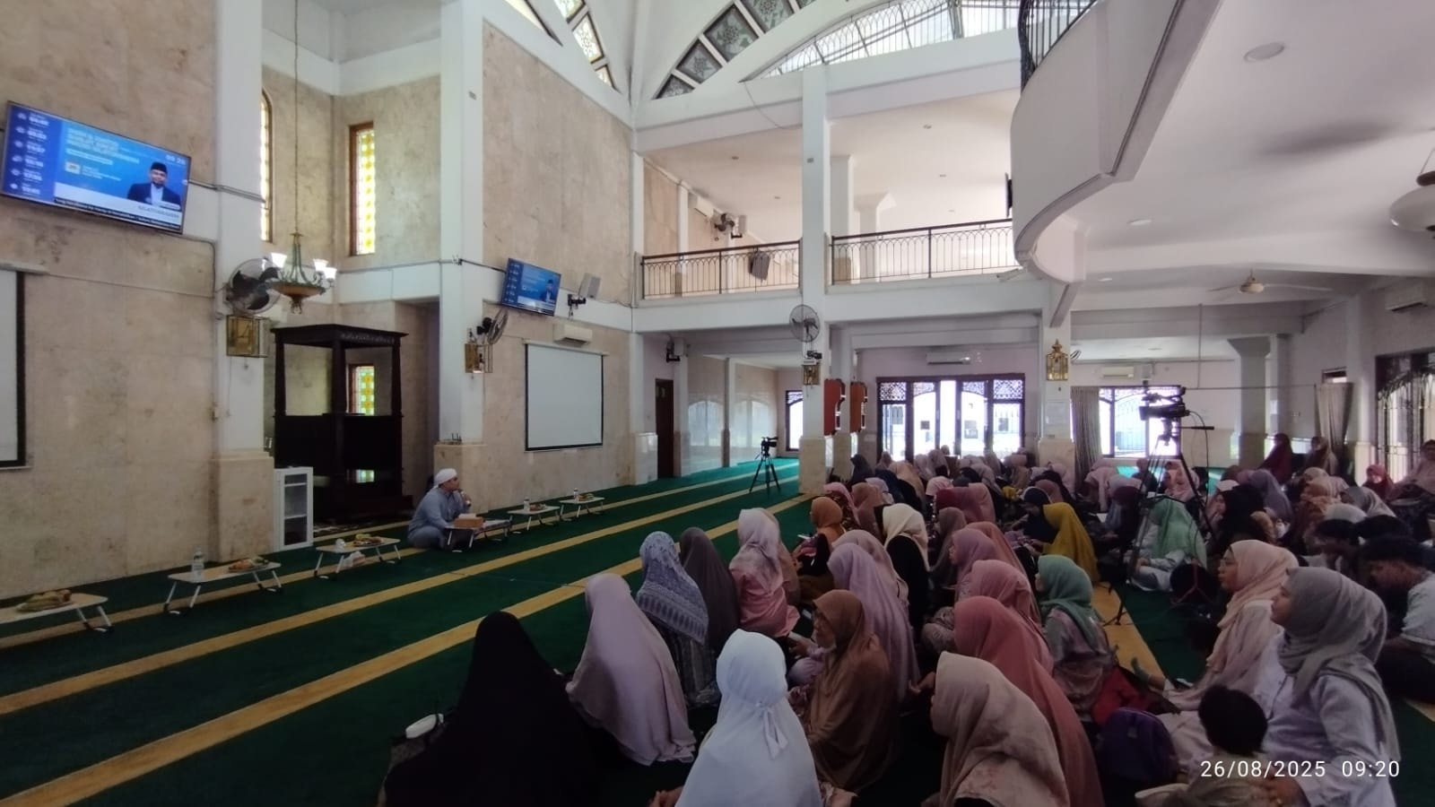 Umahat Rasil Hidupkan Kembali Majelis dengan Kajian Parenting dan Film Islami
