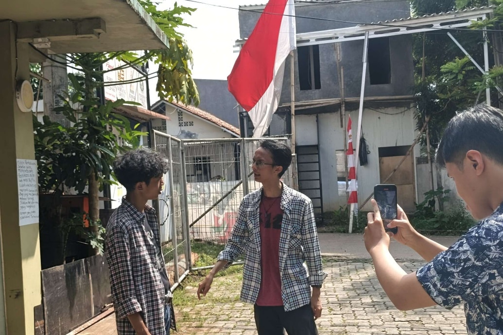 Di Balik Lensa Studio Rasil: Ketika Generasi Muda Belajar Bercerita Lewat Kamera