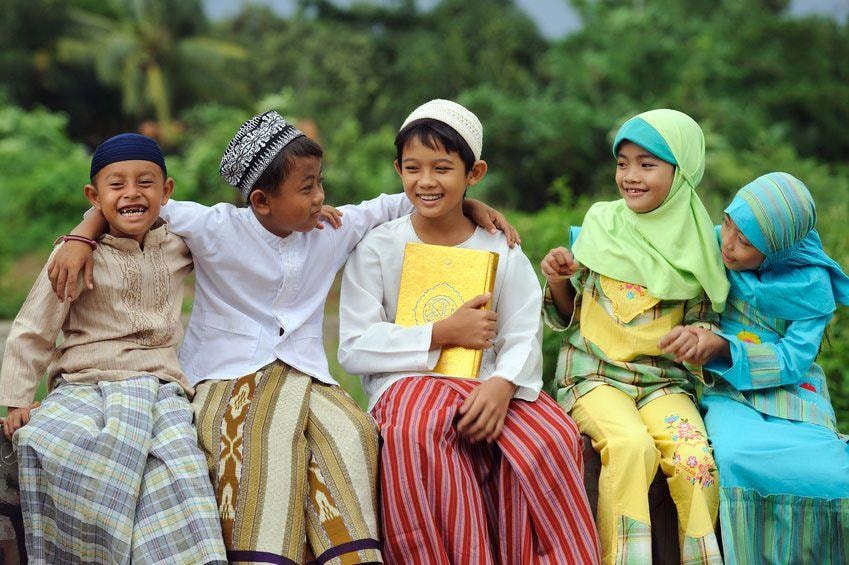 Mengelola Ikhtilaf: Menjaga Ukhuwah di Tengah Perbedaan