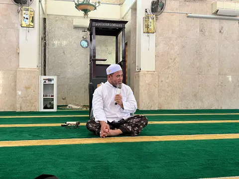 Majelis Dzikir Rasil Bersama Ustaz Herry Nurdi