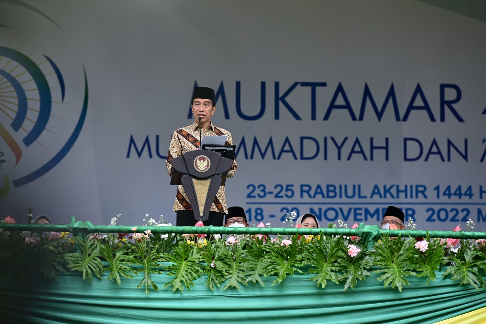 Presiden Jokowi saat memberikan sambutan dalam pembukaan Muktamar 48 Muhammadiyah dan Aisyiyah di Surakarta, Sabtu 19 November 2022 (Foto: Muchlis Jr - Biro Pers Sekretariat Presiden)