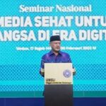 Ketua PP Muhammadiyah Bidang Pustaka, Informasi dan Digitalisasi Dadang Kahmad saat menjadi pembicara dalam acara Seminar Nasional Media Sehat untuk Bangsa di Era Digital di Medan, Sumatera Utara pada Rabu (8/2/2023) (foto: Tajdid.id)